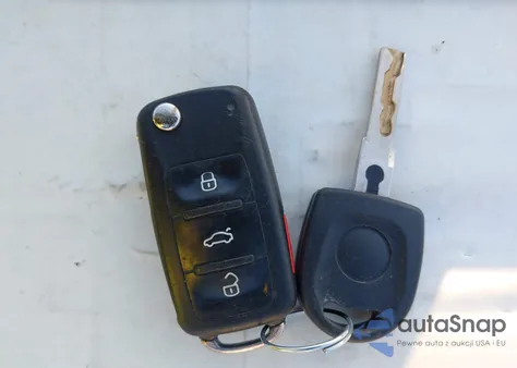 2012 Volkswagen Passat 2.5L Sel из США, поврежденный, VIN 1VWCH7A32CC044492